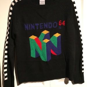 Forever 21 Nintendo sweater like new
